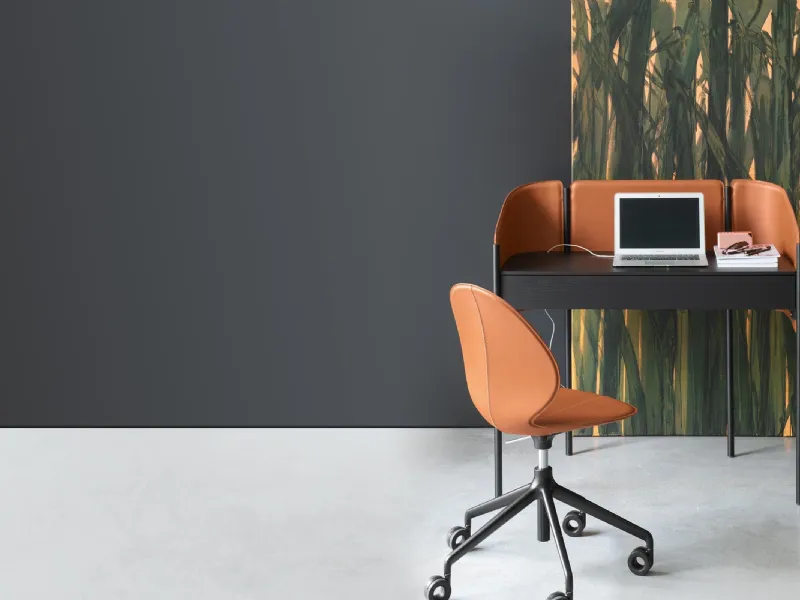 Dimensioni slim per la scrivania Biblio di Calligaris