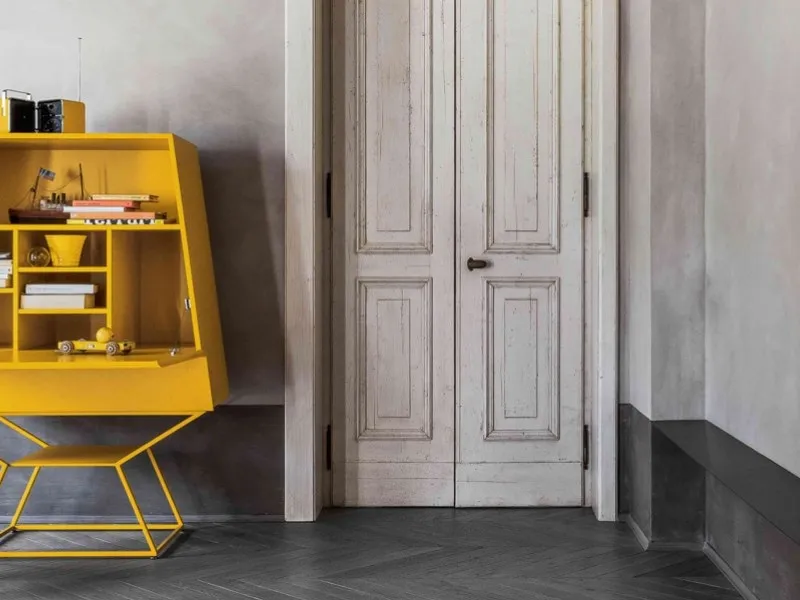 Summer di Bonaldo è una scrivania/credenza profonda 48 cm