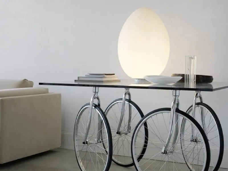 Lampada Uovo di FontanaArte