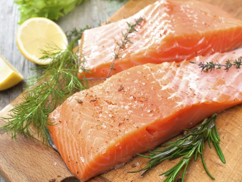 tagliere per salmone