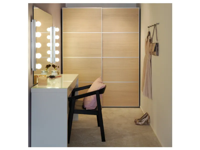 armadio ante legno ilseng ikea