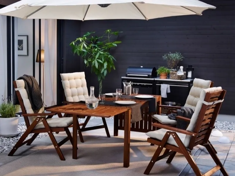 Arredamento da giardino in legno