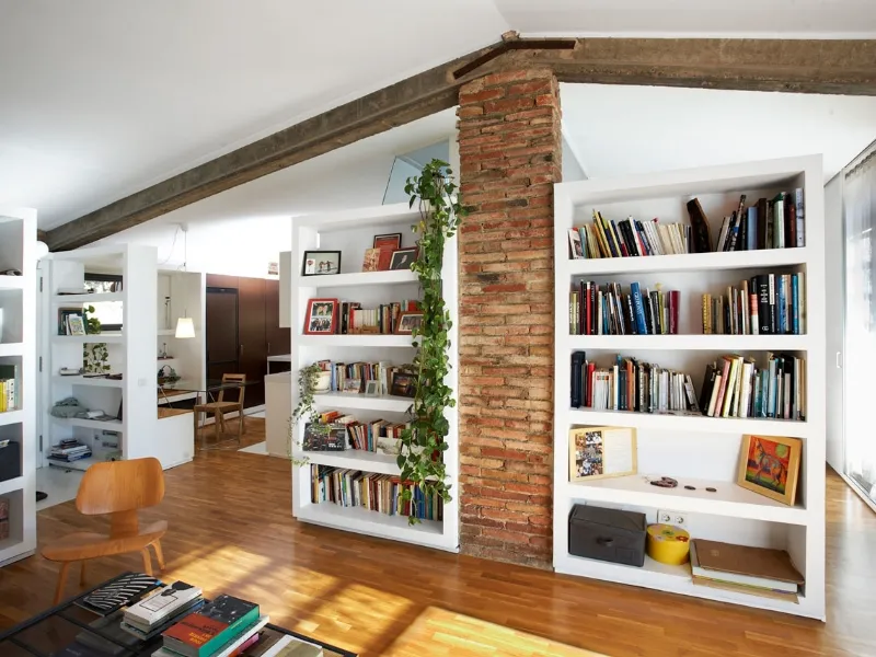 libreria per separare due ambienti