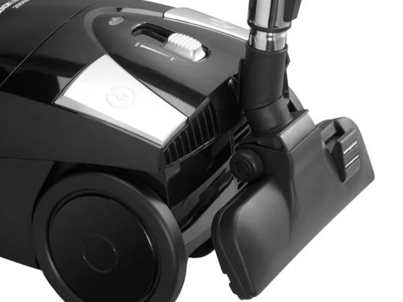 aspirapolvere a traino black & decker