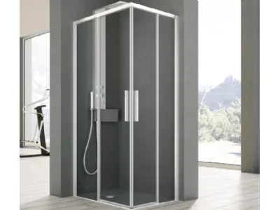 Bagno moderno con doccia