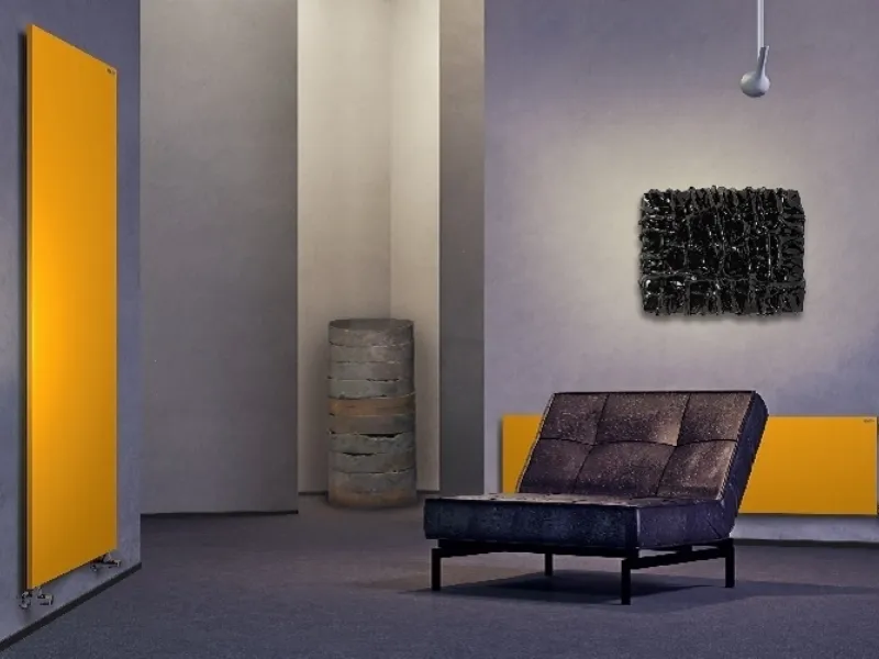 Grigio e giallo in bagno