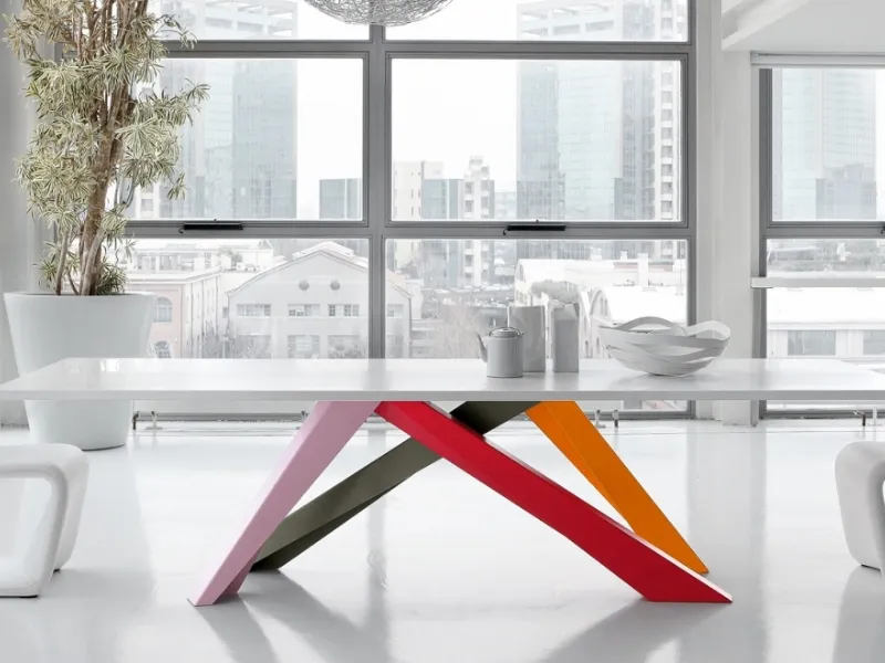 Big Table Bonaldo con gambe colorate