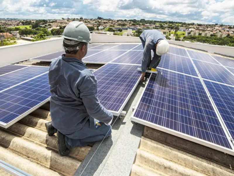 L'installazione di alcuni pannelli fotovoltaici