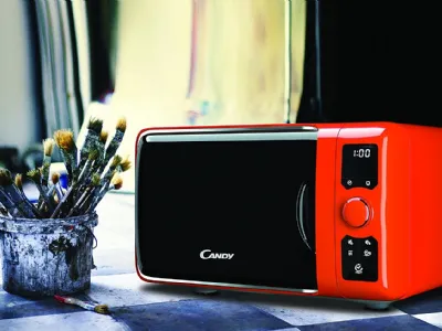 Ego di Candy forno a microonde da 25 litri