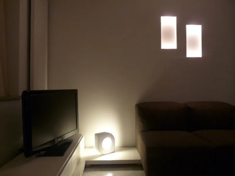 Lampade nel muro
