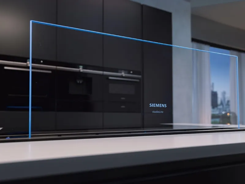 Glassdraftair di Siemens, il sistema aspirante con pannello in vetro illuminato