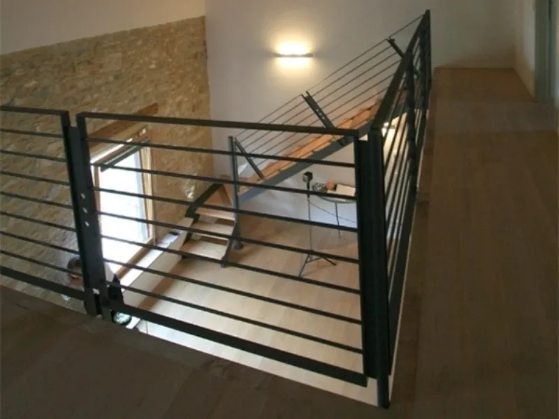 Scale moderne in casa ristrutturata