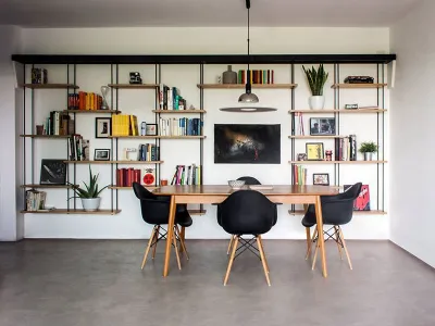 Libreria sospesa Calla di Studio GAM