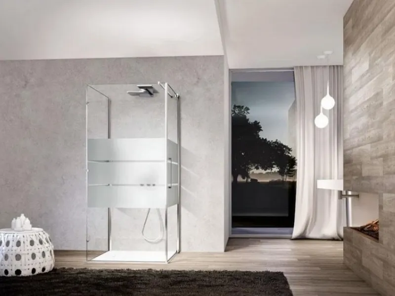 Bagno piccolo e stretto