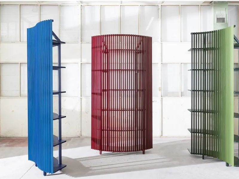 Sistema boiserie, separè, libreria Marechiaro by A&B Living