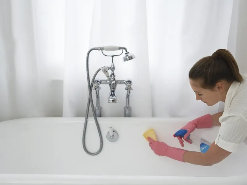 pulire vasca da bagno