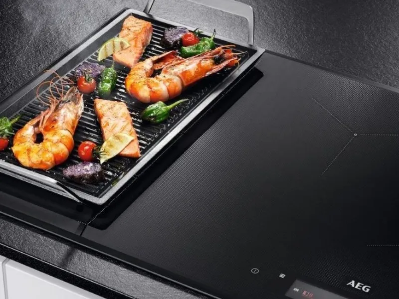 Il piano a induzione SenseCook Fry di Aeg