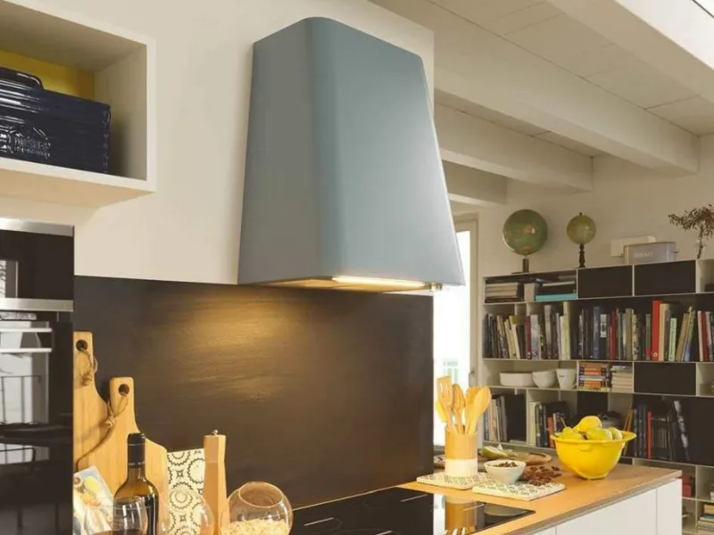Una delle cappe della collezione Smart Deco di Franke