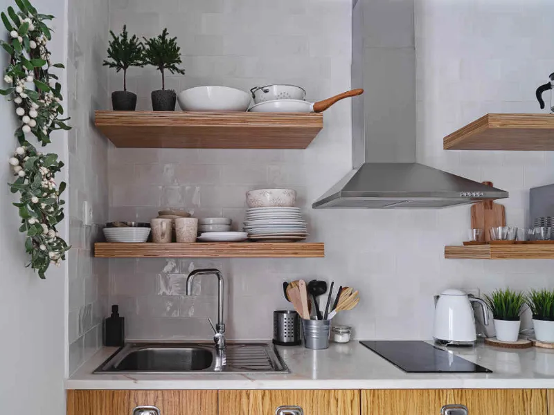 Mensole salvaspazio per la cucina