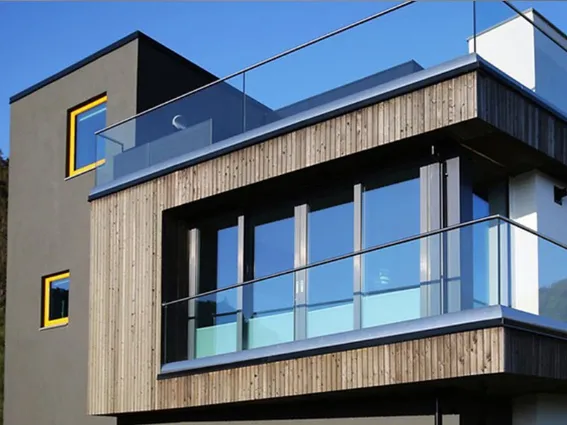 Finestre in pvc effetto legno di Rehau