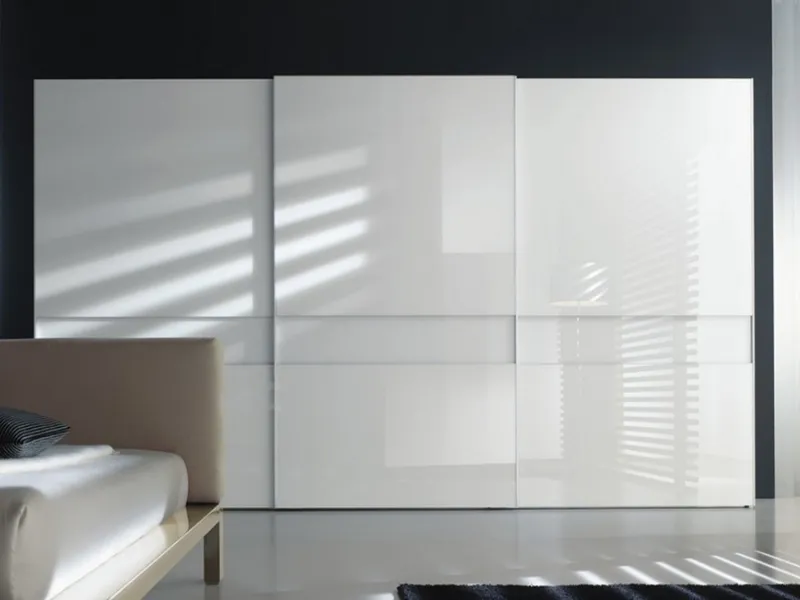 Armadio con ante scorrevoli di design EXTRA di Composit