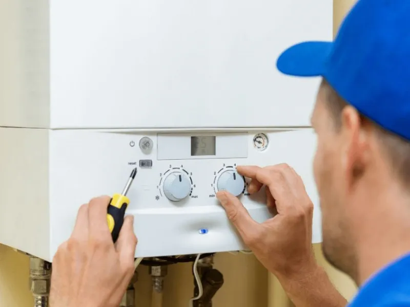 Deve essere un tecnico abilitato a occuparsi della manutenzione caldaia