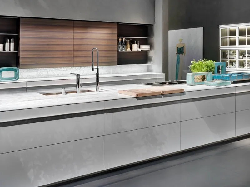 Cucina ad isola di Dada, modello Trim