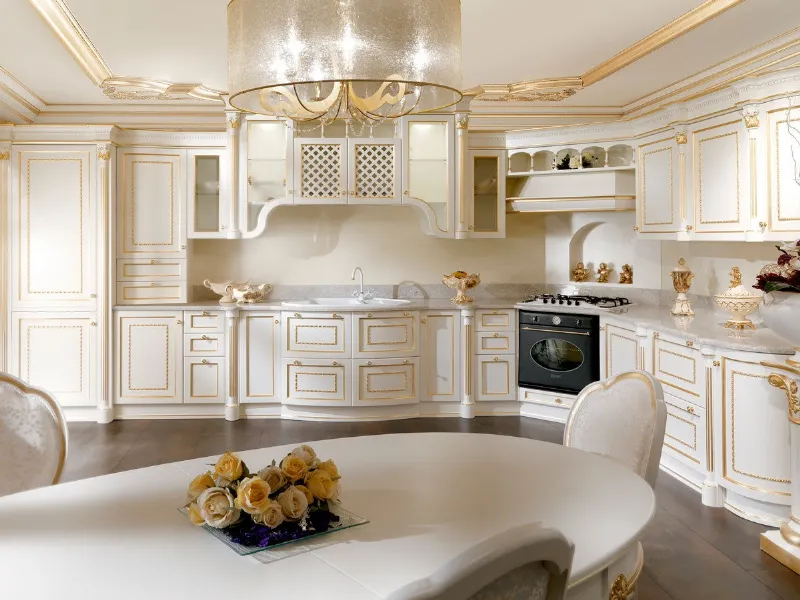 Cucina classica lussuosa