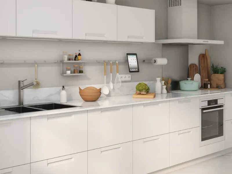 La cucina lineare bianca, un evergreen