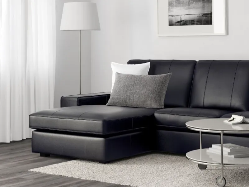 Divano in pelle Ikea Kivik