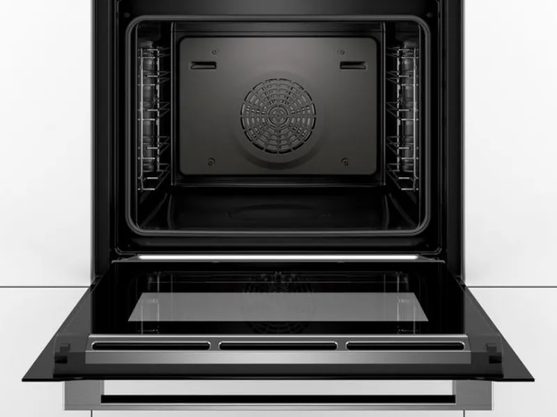 Il forno a vapore Bosch modello HSG636ES1