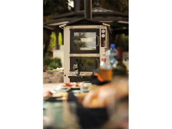 Forno per esterni e giardini