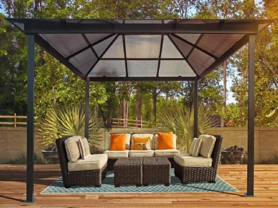Gazebo in ferro