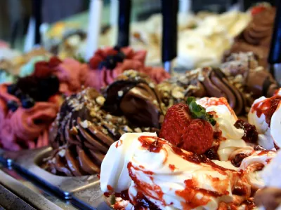 Gelato con gelatiera