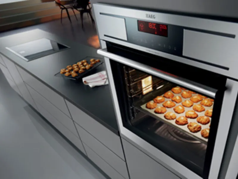 Forno da incasso Aeg color acciaio