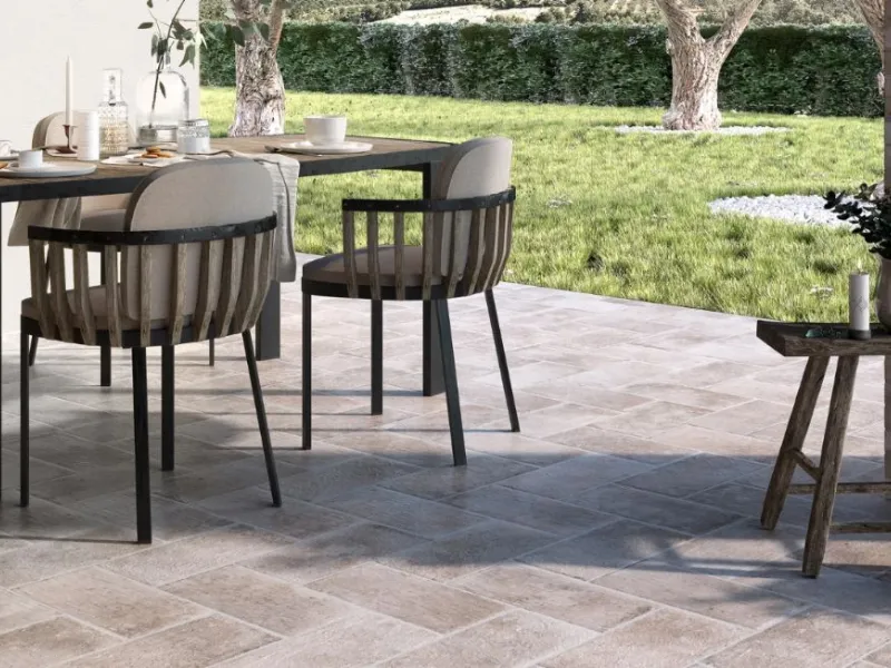 Tuscany, pavimento effetto cotto in gres porcellanato di Ceramica Rondine