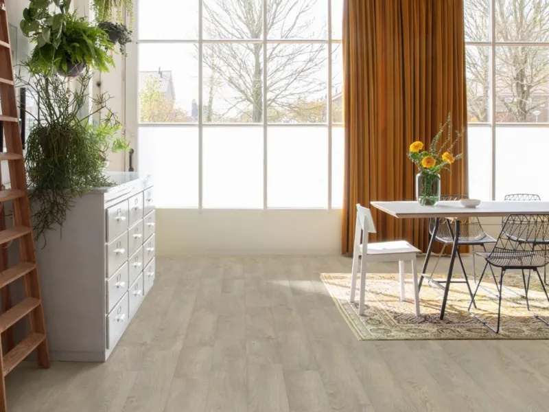 Quick-Step: Laminato Classic, Rovere invecchiato grigio chiaro