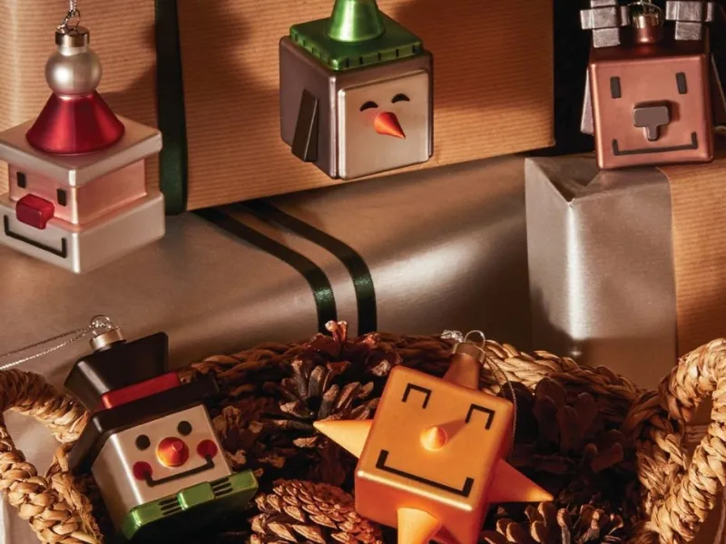 Le originale palle quadrate firmate da Alessi e ispirate ai videogame