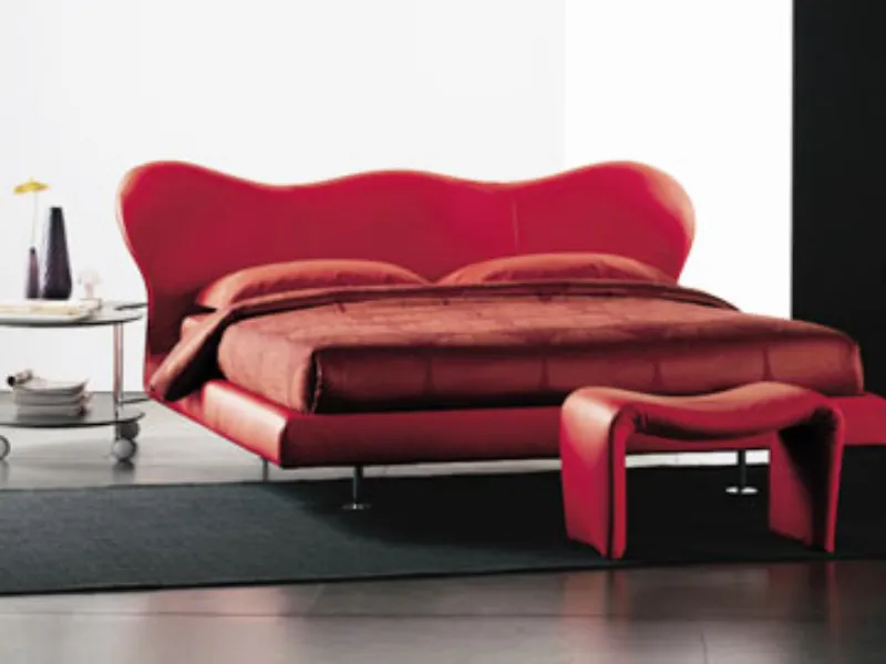 letto rosso flou
