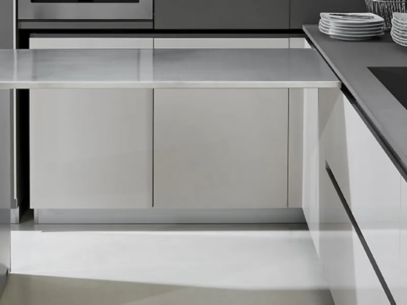 Sliding Table di Elmar
