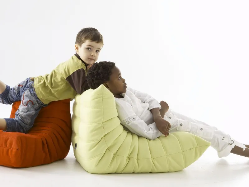 Mini togo Fireside chair di Ligne Roset