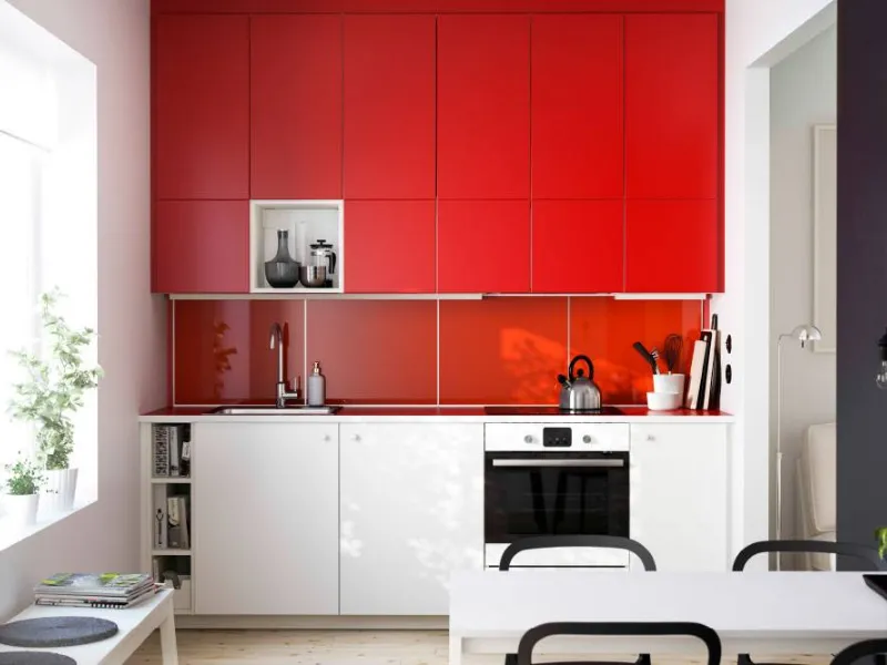 Cucina Ikea rossa