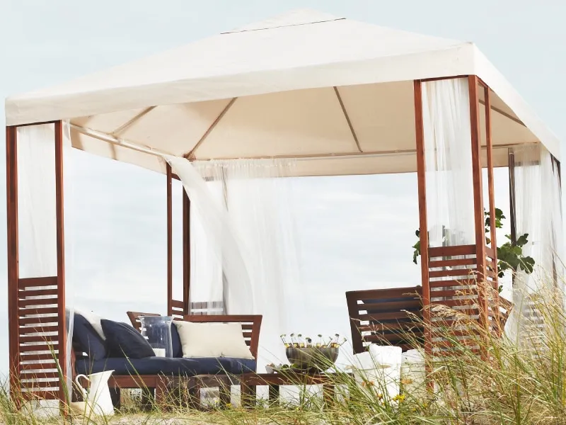 Ikea gazebo in legno