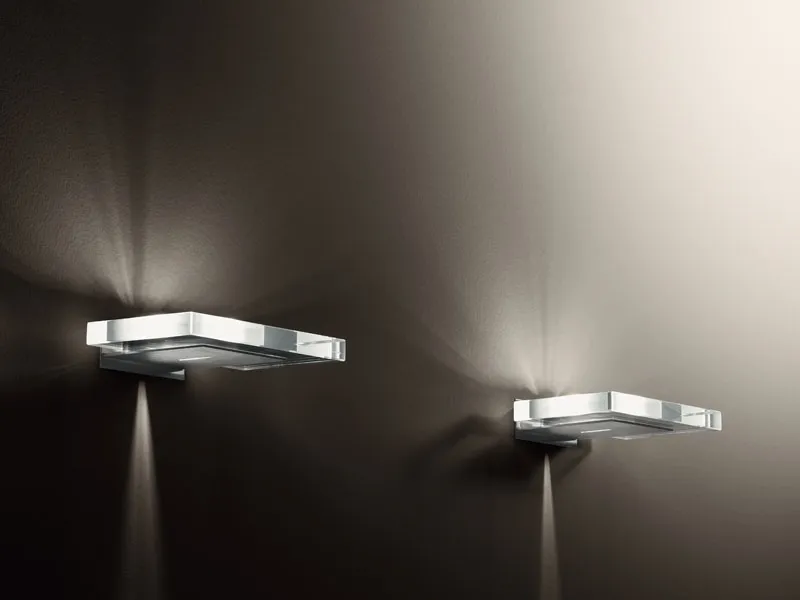 Lampada poligonale di color ghiaccio