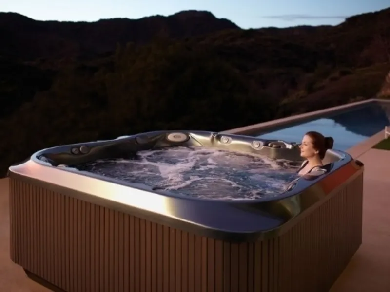 Jacuzzi da esterno prezzi