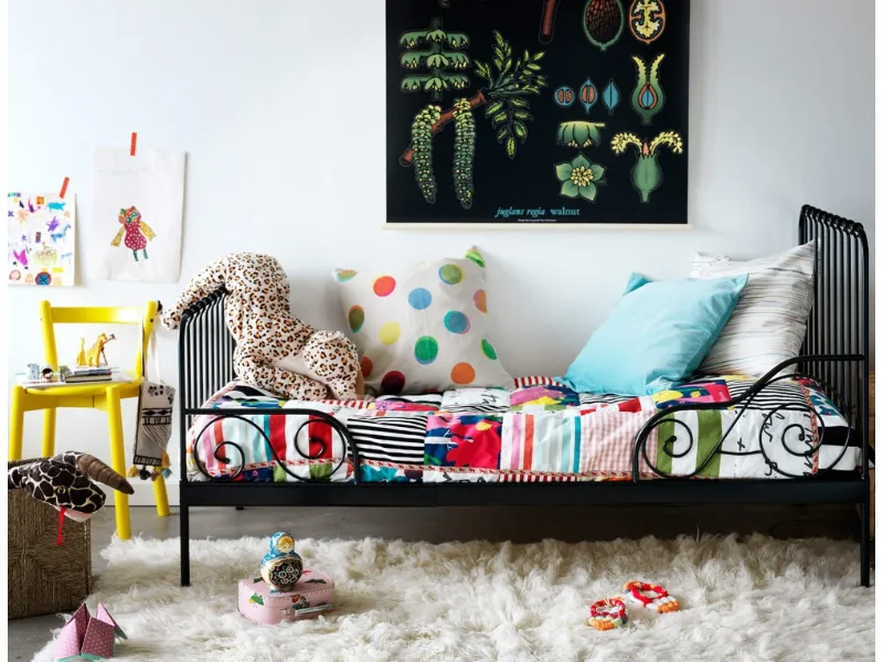 cameretta Ikea con letto Minnes