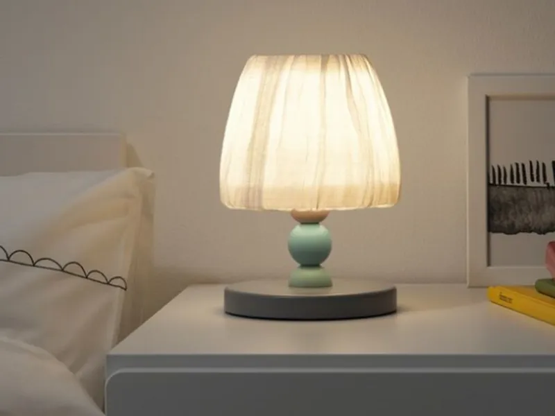 Lampada Lantlig con paralume