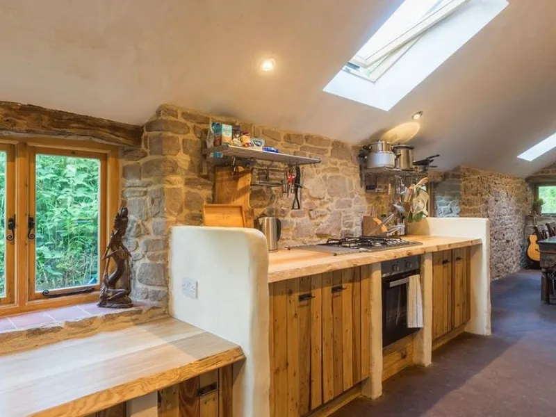 Ecolodge con piscina naturale in Corsica 