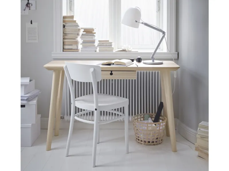 Scrivanie Ikea per ragazzi