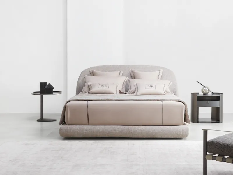 Letto matrimoniale modello Taormina prodotto da Flou